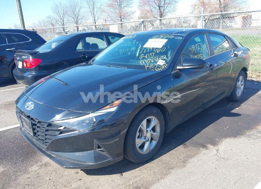 Photo 2 of 2021 Hyundai Elantra SE (VIN 5NPLL4AG0MH035802)