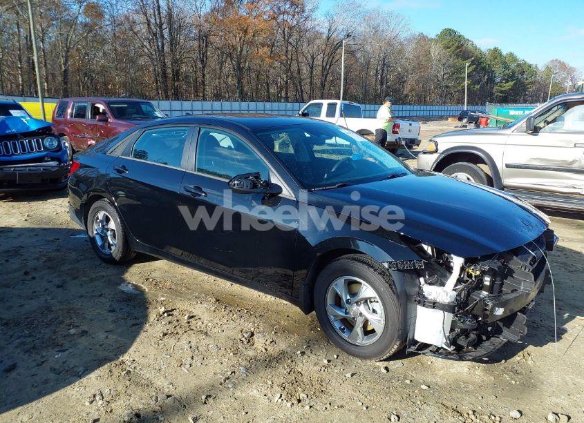 2022 Hyundai Elantra SE (VIN 5NPLL4AG0NH074102) main photo