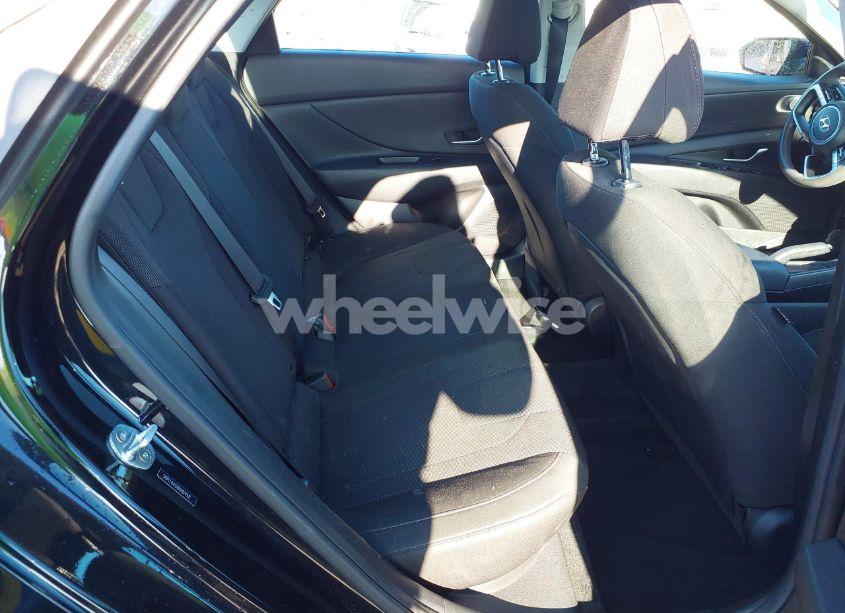 Photo 8 of 2022 Hyundai Elantra SE (VIN 5NPLL4AG0NH074102)