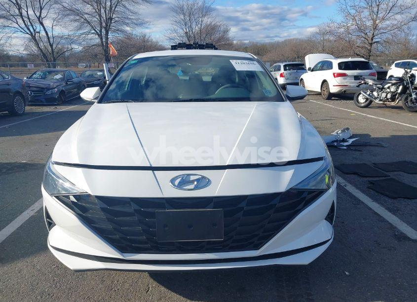 Photo 13 of 2023 Hyundai Elantra SE (VIN 5NPLL4AG0PH119655)