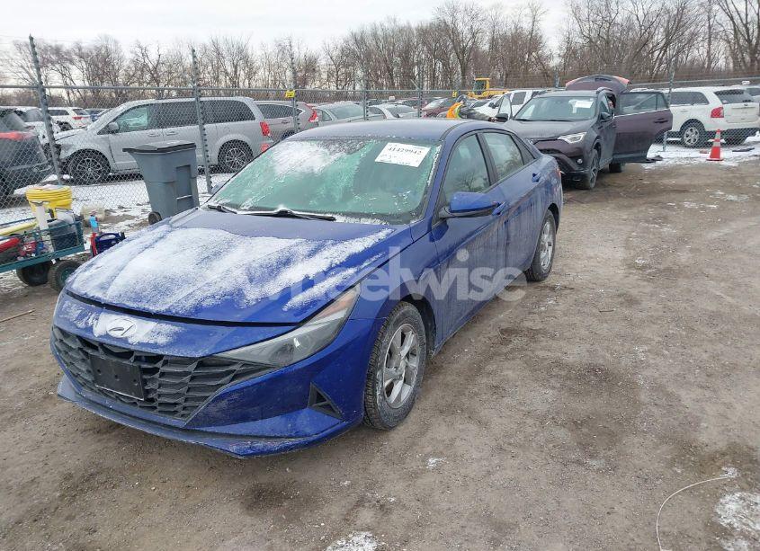 Photo 2 of 2021 Hyundai Elantra SE (VIN 5NPLL4AG1MH047425)