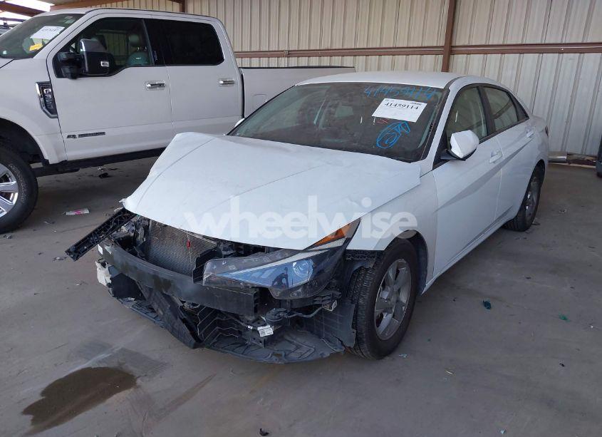 Photo 2 of 2021 Hyundai Elantra SE (VIN 5NPLL4AG1MH049563)