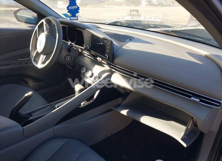 Photo 5 of 2021 Hyundai Elantra SE (VIN 5NPLL4AG2MH041665)