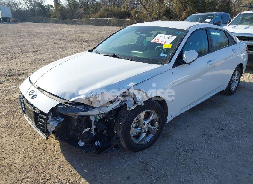 Photo 2 of 2021 Hyundai Elantra SE (VIN 5NPLL4AG2MH049829)