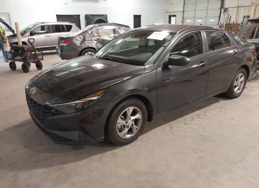 Photo 2 of 2023 Hyundai Elantra SE (VIN 5NPLL4AG3PH112120)