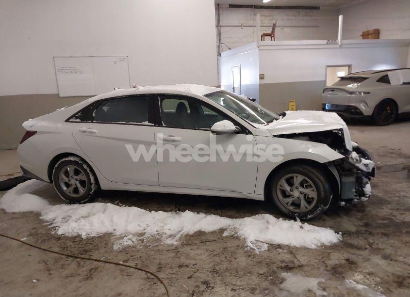 Photo 14 of 2022 Hyundai Elantra SE (VIN 5NPLL4AG4NH073633)