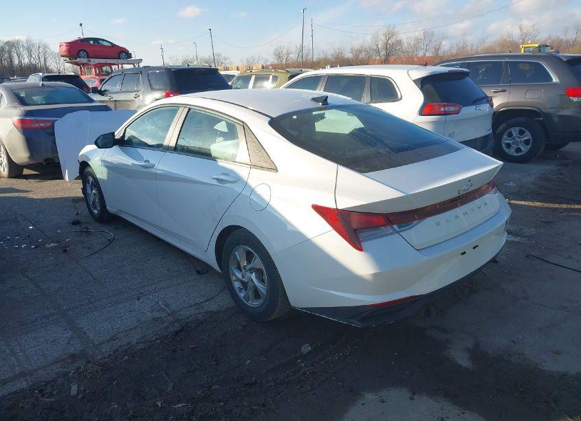 Photo 3 of 2022 Hyundai Elantra SE (VIN 5NPLL4AG5NH053388)