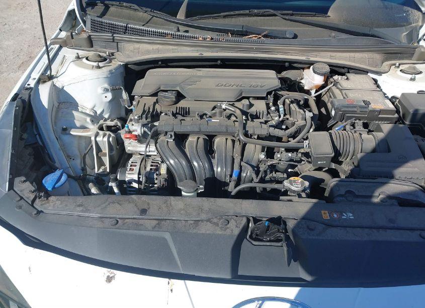 Photo 10 of 2022 Hyundai Elantra SE (VIN 5NPLL4AG6NH074010)