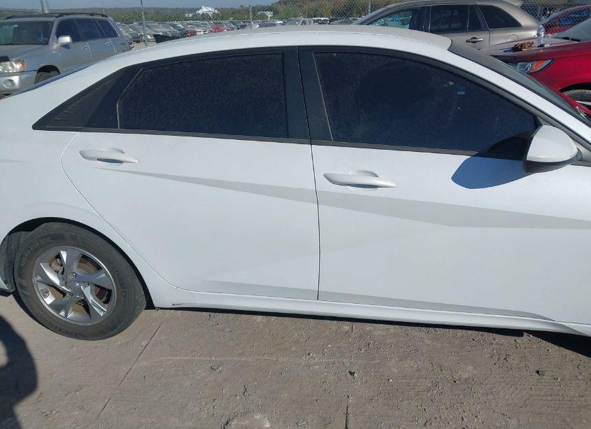 Photo 13 of 2022 Hyundai Elantra SE (VIN 5NPLL4AG6NH074010)