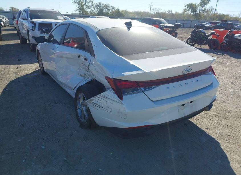 Photo 3 of 2022 Hyundai Elantra SE (VIN 5NPLL4AG6NH074010)