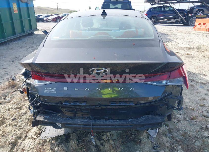 Photo 6 of 2021 Hyundai Elantra SE (VIN 5NPLL4AG7MH032217)