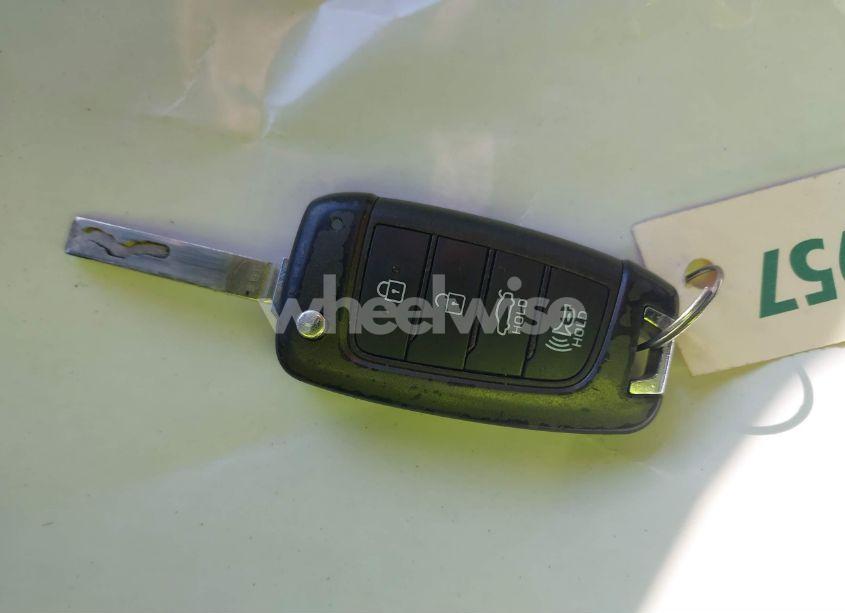 Photo 11 of 2023 Hyundai Elantra SE (VIN 5NPLL4AG7PH110385)