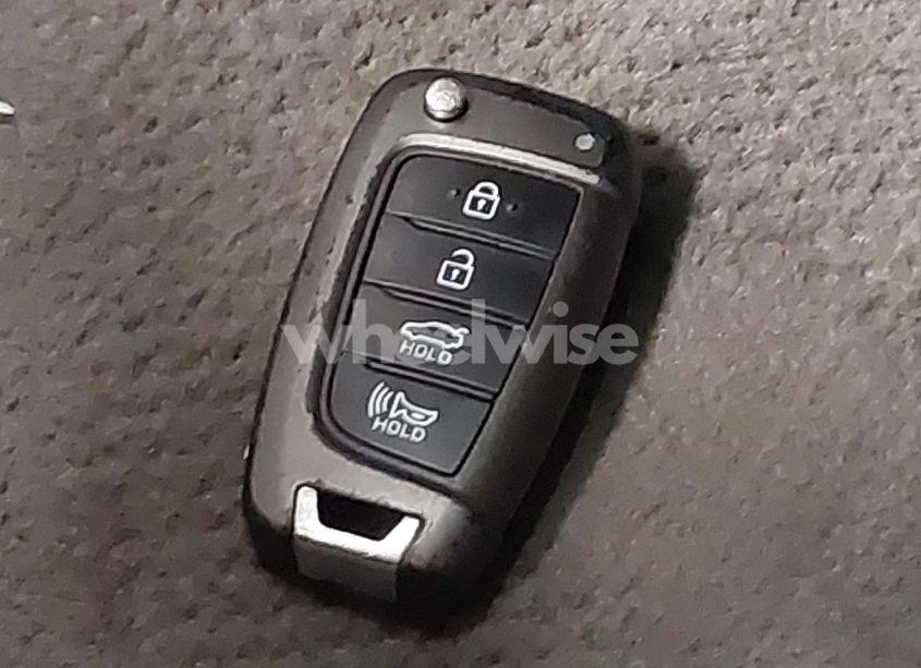 Photo 11 of 2021 Hyundai Elantra SE (VIN 5NPLL4AG8MH016771)