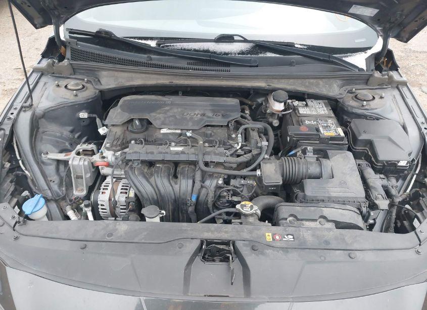 Photo 10 of 2021 Hyundai Elantra SE (VIN 5NPLL4AG9MH052999)