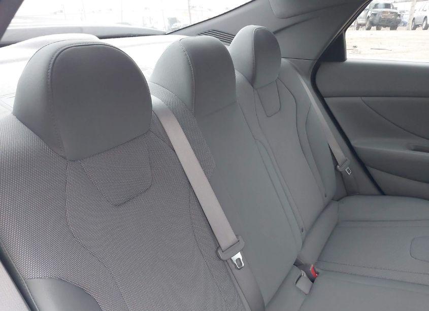 Photo 8 of 2021 Hyundai Elantra SE (VIN 5NPLL4AG9MH052999)