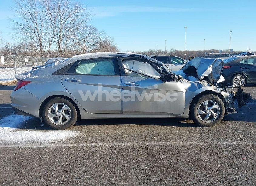 Photo 13 of 2022 Hyundai Elantra SE (VIN 5NPLL4AG9NH073689)