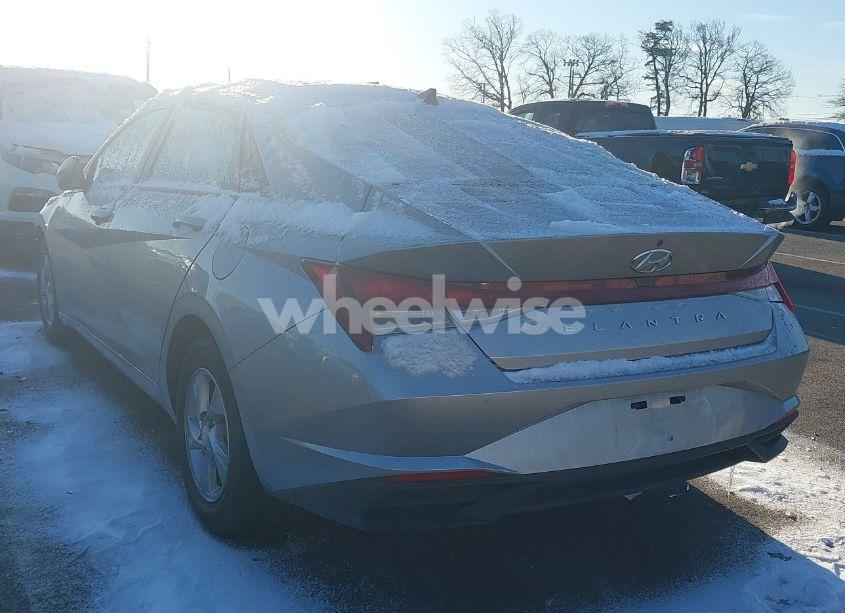 Photo 3 of 2022 Hyundai Elantra SE (VIN 5NPLL4AG9NH073689)