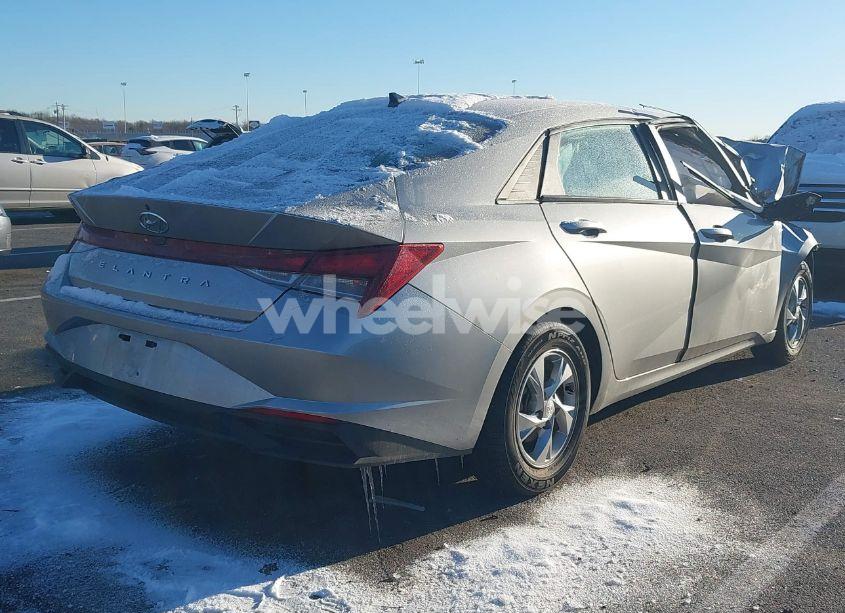Photo 4 of 2022 Hyundai Elantra SE (VIN 5NPLL4AG9NH073689)