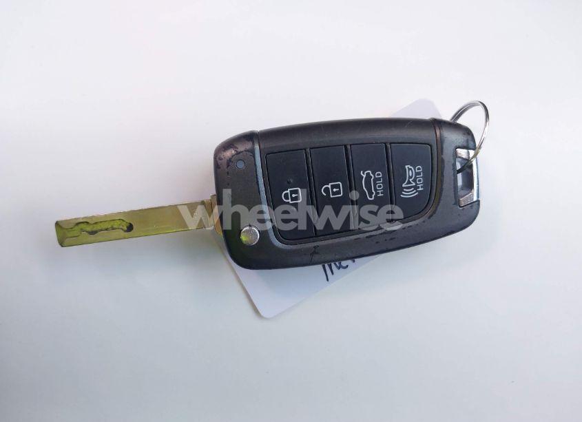 Photo 11 of 2021 Hyundai Elantra SE (VIN 5NPLL4AGXMH041834)