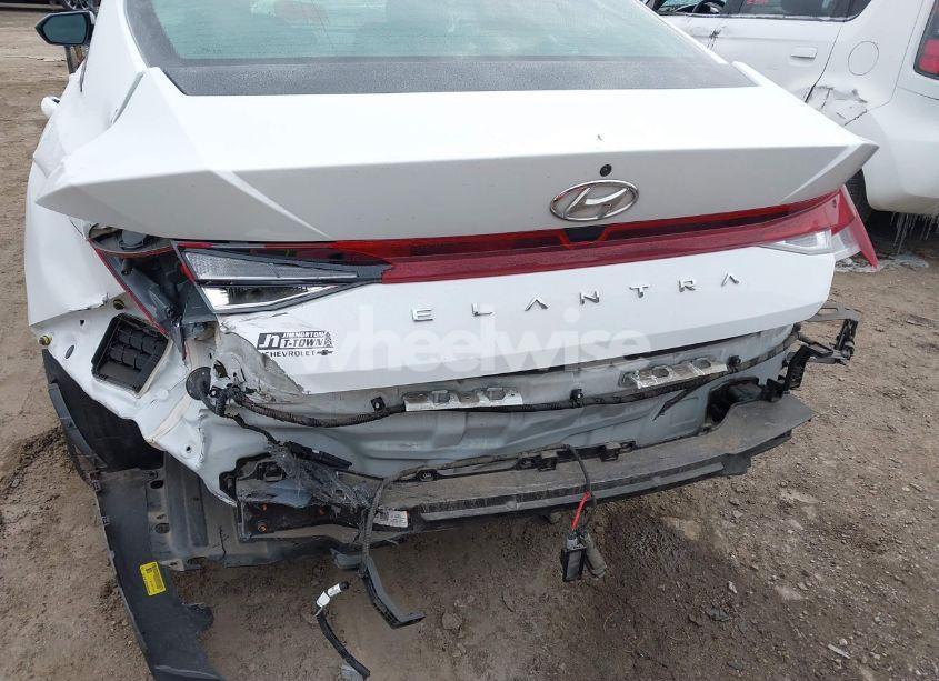 Photo 6 of 2021 Hyundai Elantra SE (VIN 5NPLL4AGXMH043664)