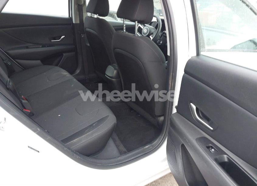 Photo 8 of 2021 Hyundai Elantra SE (VIN 5NPLL4AGXMH043664)