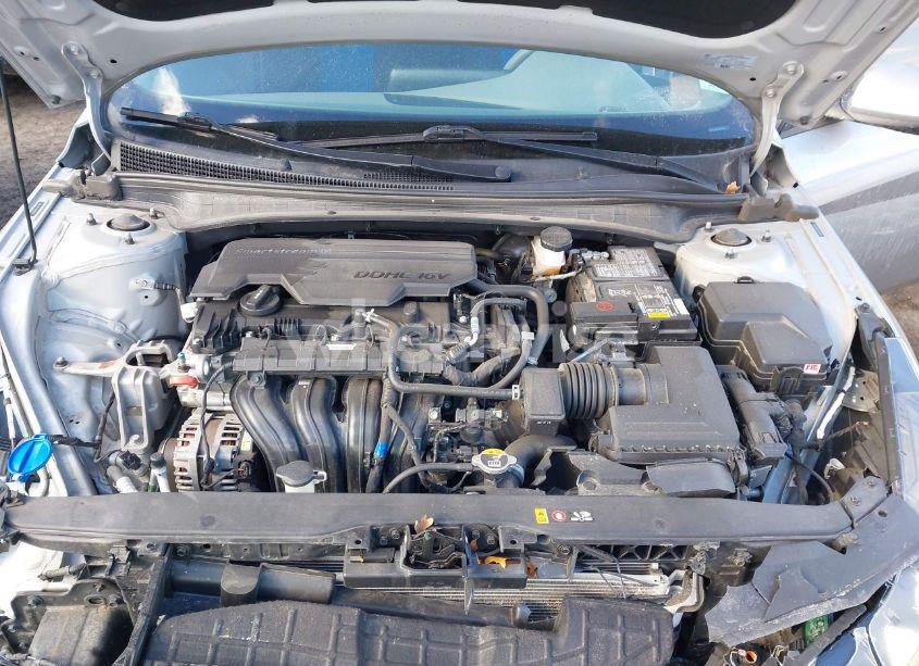 Photo 10 of 2022 Hyundai Elantra SE (VIN 5NPLL4AGXNH072907)