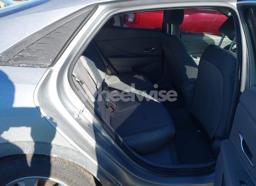 Photo 8 of 2022 Hyundai Elantra SE (VIN 5NPLL4AGXNH072907)