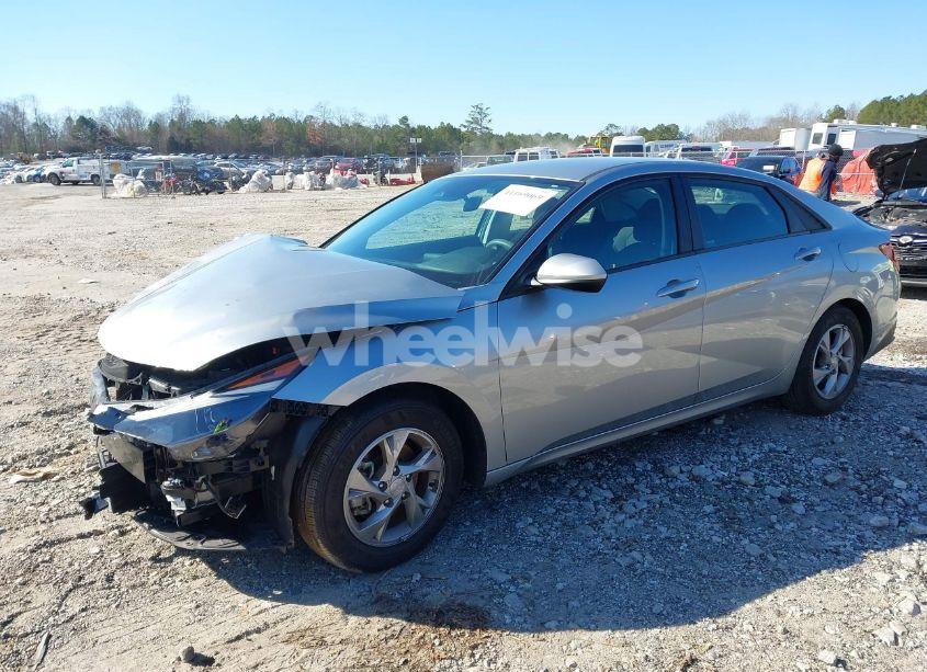 Photo 2 of 2023 Hyundai Elantra SE (VIN 5NPLL4AGXPH095073)