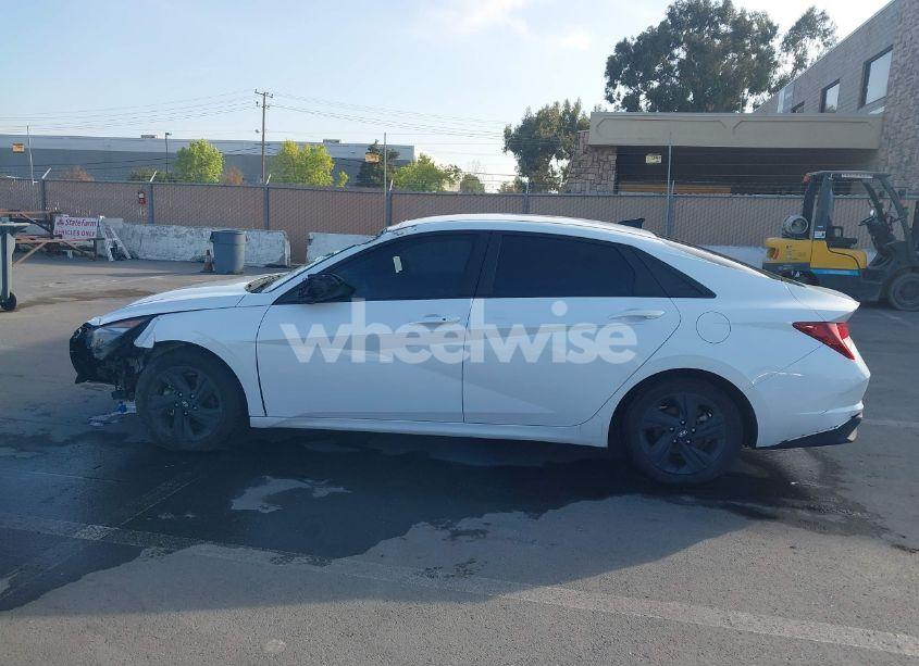 Photo 14 of 2021 Hyundai Elantra SEL (VIN 5NPLM4AG0MH004420)