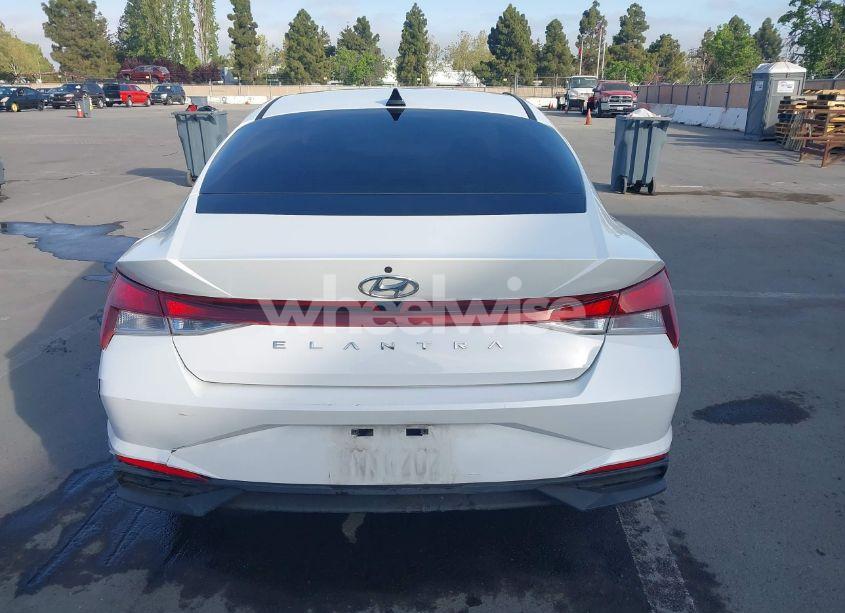 Photo 16 of 2021 Hyundai Elantra SEL (VIN 5NPLM4AG0MH004420)