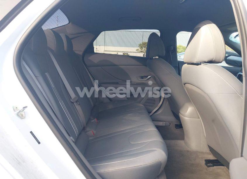 Photo 8 of 2021 Hyundai Elantra SEL (VIN 5NPLM4AG0MH004420)