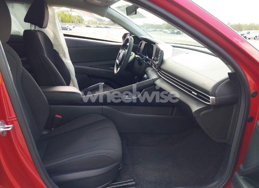 Photo 5 of 2023 Hyundai Elantra SEL (VIN 5NPLM4AG0PH094401)