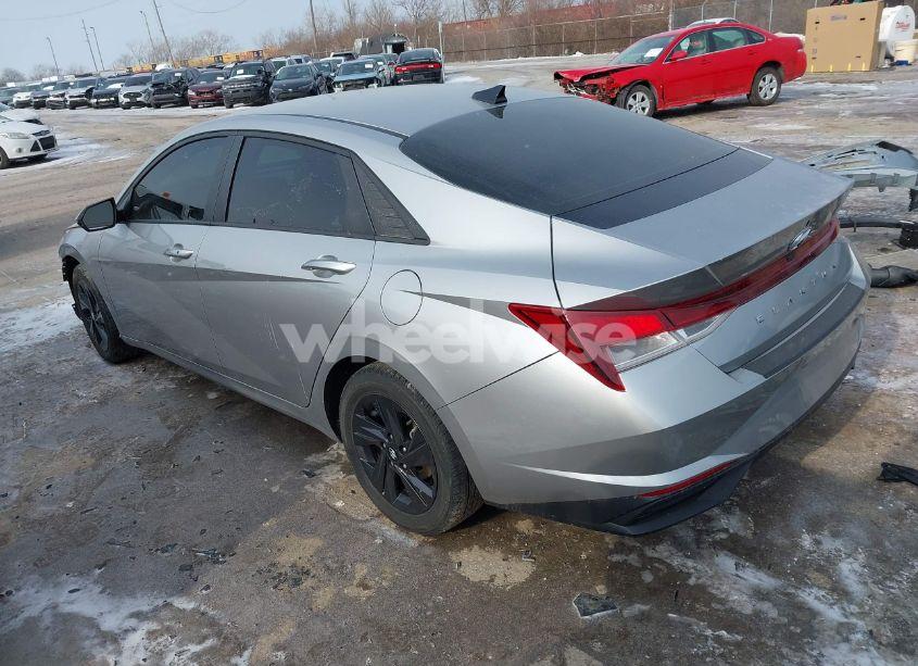 Photo 3 of 2021 Hyundai Elantra SEL (VIN 5NPLM4AG1MH000960)