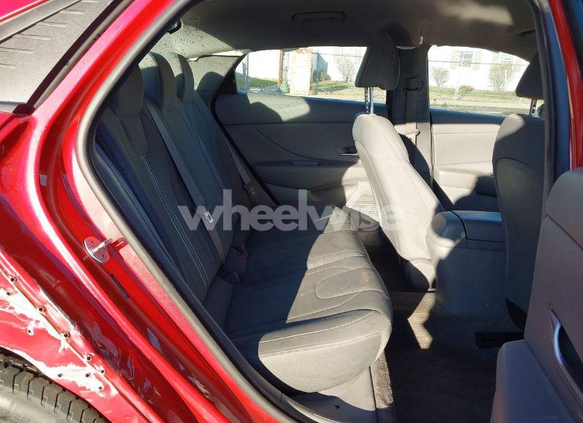 Photo 8 of 2021 Hyundai Elantra SEL (VIN 5NPLM4AG2MH020618)