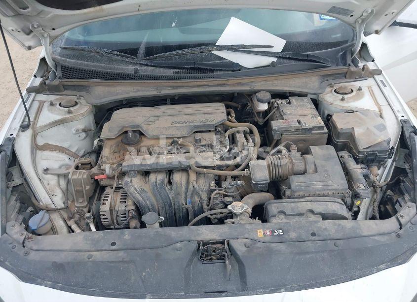 Photo 10 of 2021 Hyundai Elantra SEL (VIN 5NPLM4AG2MH038990)