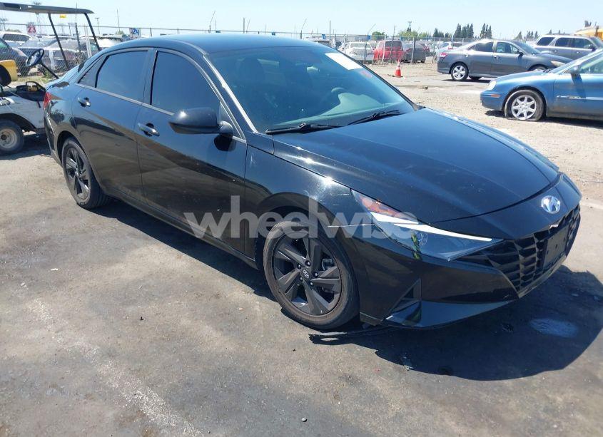 2022 Hyundai Elantra SEL (VIN 5NPLM4AG2NH054396) main photo