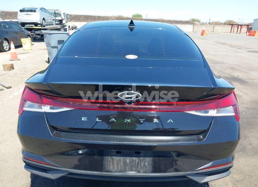 Photo 16 of 2022 Hyundai Elantra SEL (VIN 5NPLM4AG2NH054396)