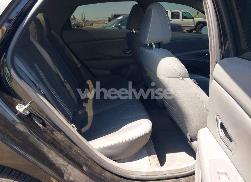 Photo 8 of 2022 Hyundai Elantra SEL (VIN 5NPLM4AG2NH054396)