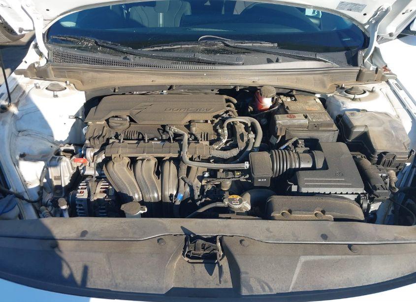 Photo 10 of 2022 Hyundai Elantra SEL (VIN 5NPLM4AG2NH079637)