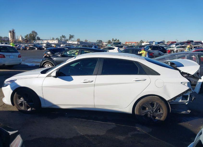 Photo 15 of 2022 Hyundai Elantra SEL (VIN 5NPLM4AG2NH079637)