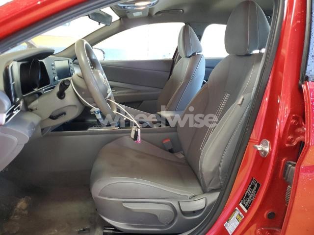 Photo 3 of 2023 HYUNDAI ELANTRA SEL (VIN 5NPLM4AG2PH102496)