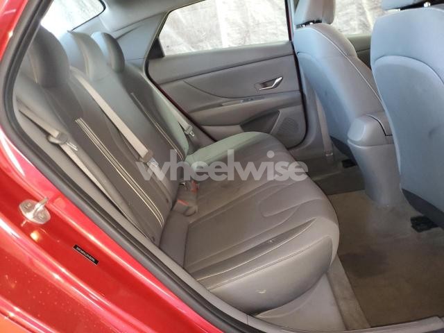 Photo 4 of 2023 HYUNDAI ELANTRA SEL (VIN 5NPLM4AG2PH102496)