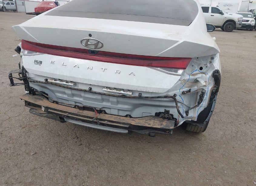 Photo 6 of 2021 Hyundai Elantra SEL (VIN 5NPLM4AG3MH009465)