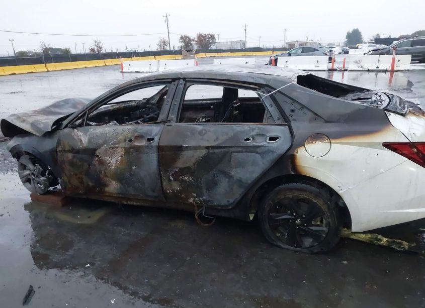 Photo 14 of 2021 Hyundai Elantra SEL (VIN 5NPLM4AG3MH022295)