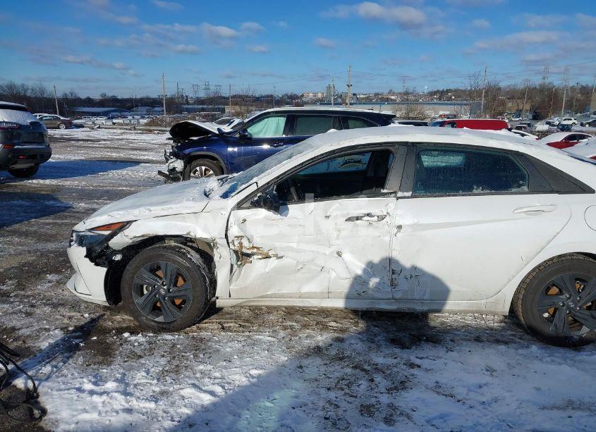 Photo 6 of 2023 Hyundai Elantra SEL (VIN 5NPLM4AG3PH087944)