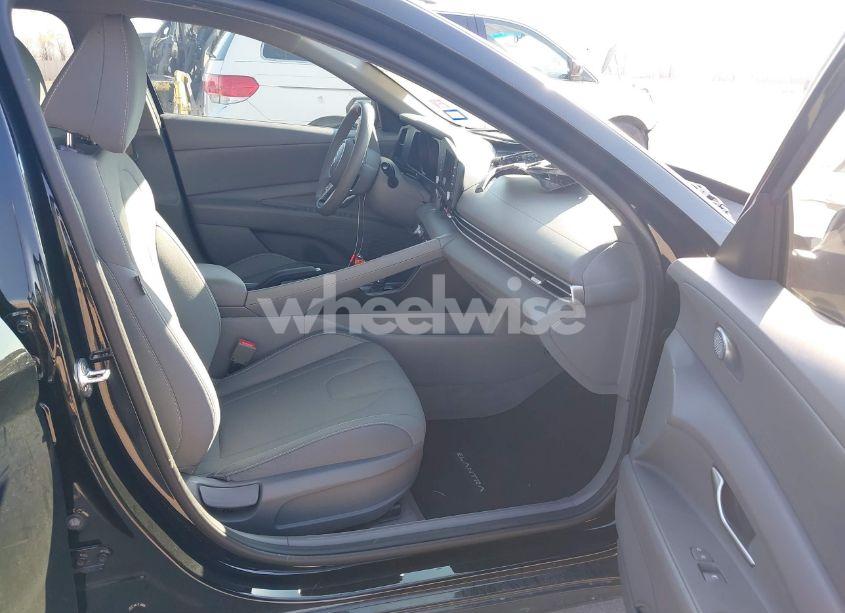 Photo 5 of 2023 Hyundai Elantra SEL (VIN 5NPLM4AG3PH093999)