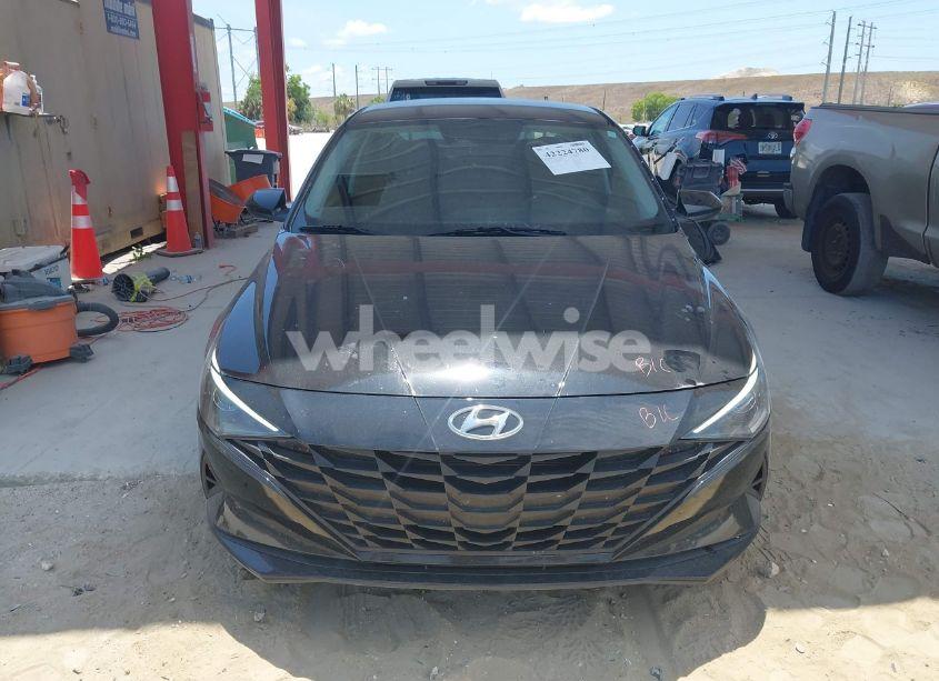 Photo 13 of 2023 Hyundai Elantra SEL (VIN 5NPLM4AG3PH103012)