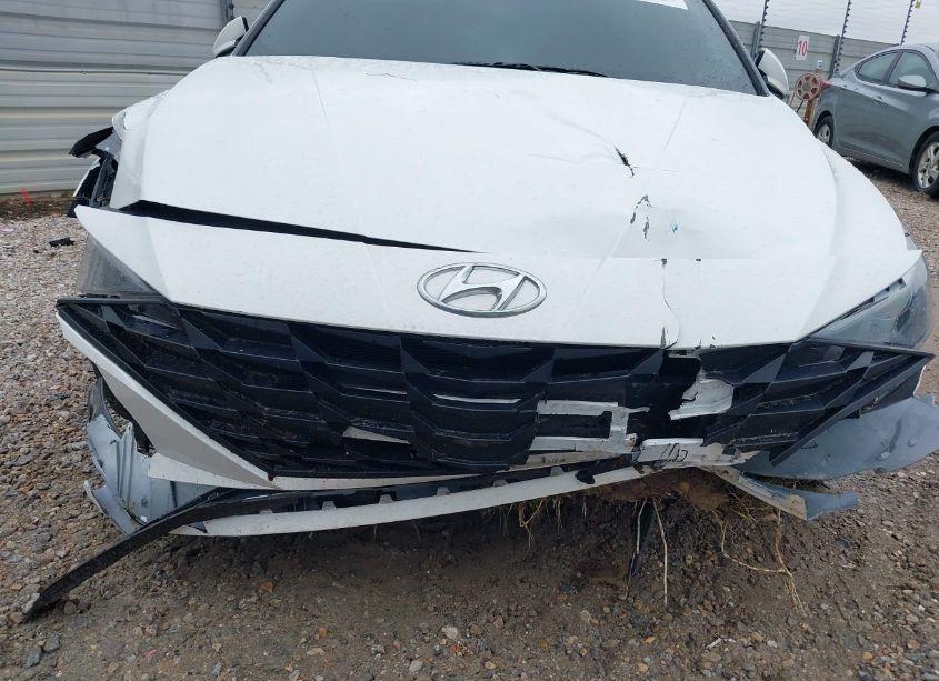 Photo 12 of 2023 Hyundai Elantra SEL (VIN 5NPLM4AG3PH110851)