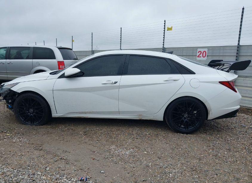 Photo 14 of 2023 Hyundai Elantra SEL (VIN 5NPLM4AG3PH110851)