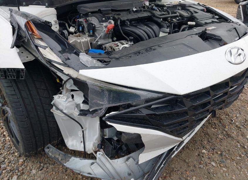 Photo 6 of 2023 Hyundai Elantra SEL (VIN 5NPLM4AG3PH110851)